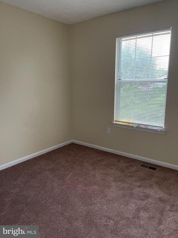 Building Photo - 2420 Rosecroft Ct