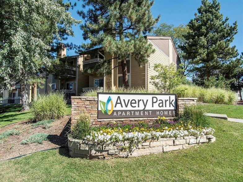 Avery Park 9959 E Peakview Ave Englewood CO 80111 Apartment Finder