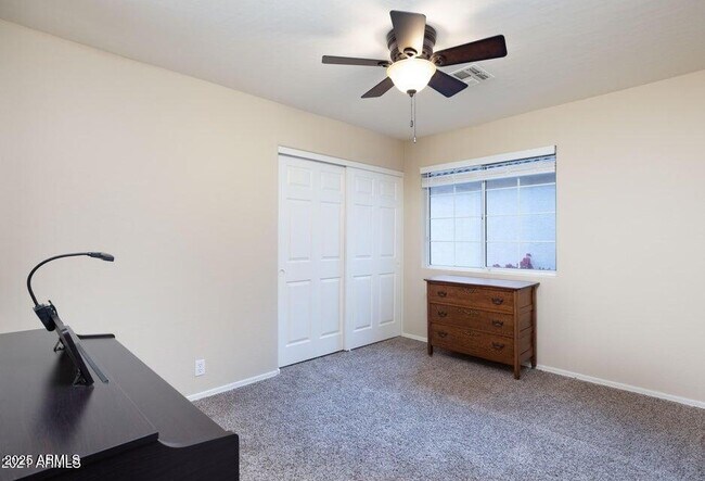 Building Photo - 6546 W Tonopah Dr