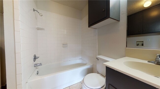 Building Photo - 814 Concho Pl