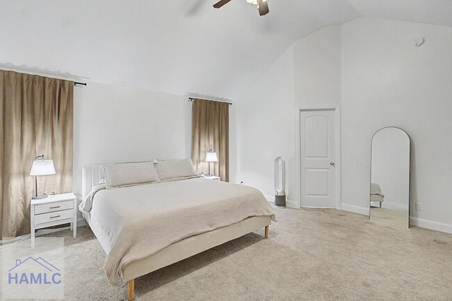 Building Photo - 906 Rachel Ln