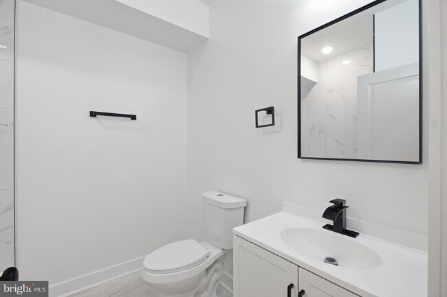 Building Photo - 2251 N 12th St