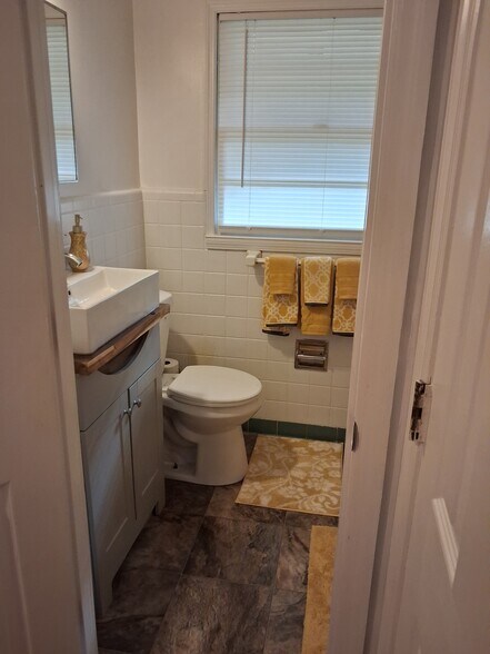 Bathroom 1 - 2557 Delano Dr