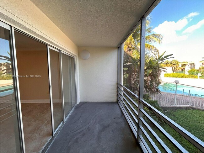 Building Photo - 4255 N University Dr