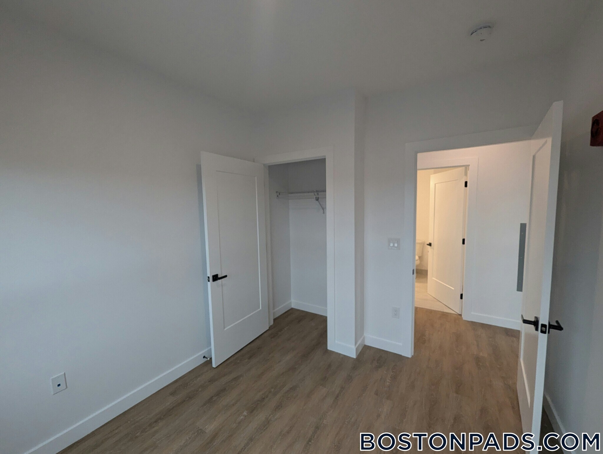 Building Photo - 199 Gardner St