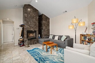 Building Photo - "Charming 1-Bed Oasis with Full Bath in Prime San Diego Location – 3635 Third Avenue"