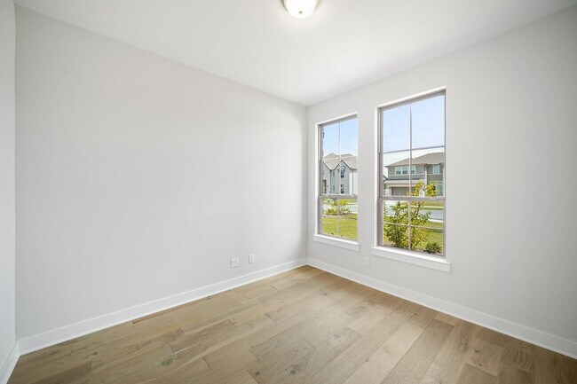 Building Photo - 21311 Blue Wood Aster Ct