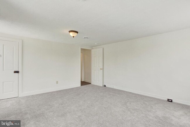 Building Photo - 103 Rampike Hill Rd