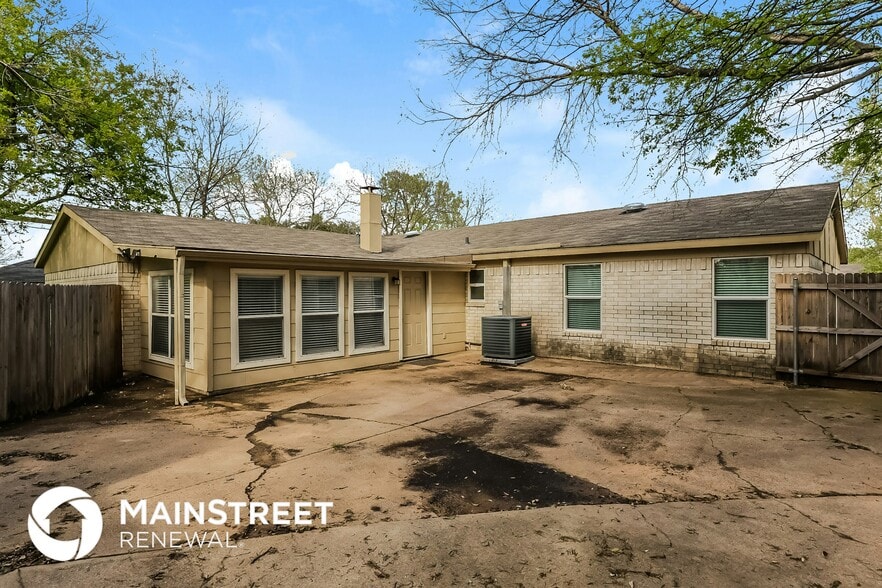 Building Photo - 1416 Mims St