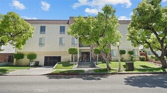 Building Photo - 510 N Jackson St