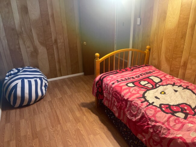 Building Photo - 2009 FL-81