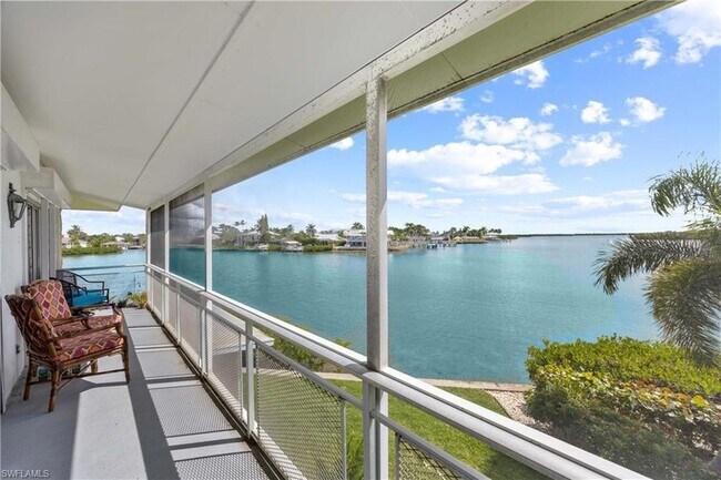 Building Photo - 330 Kon Tiki Dr