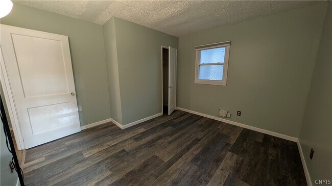 Building Photo - 15 Wexford Rd