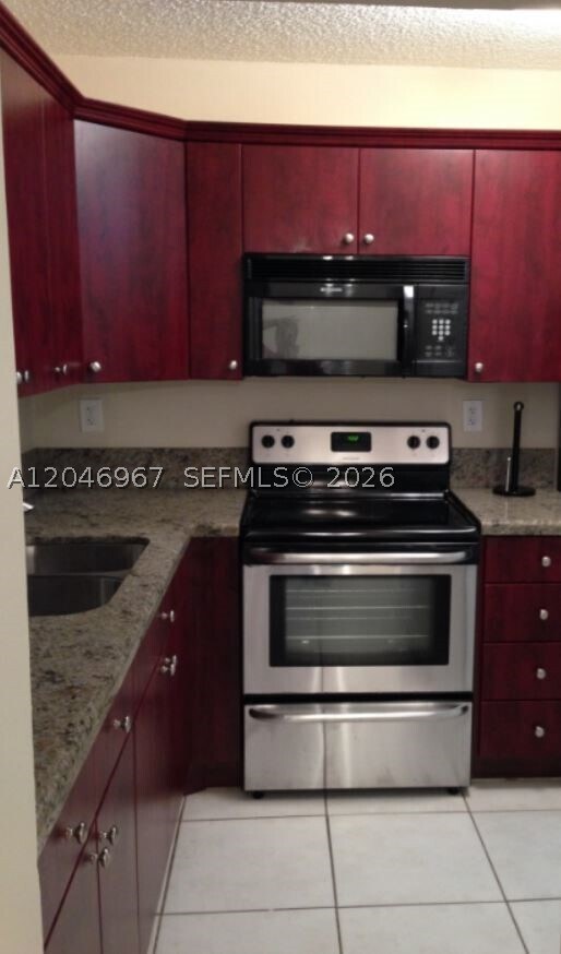 Building Photo - 9257 SW 138th Pl
