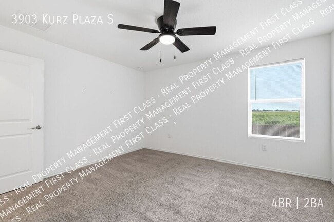 Building Photo - 3903 Kurz Plz S