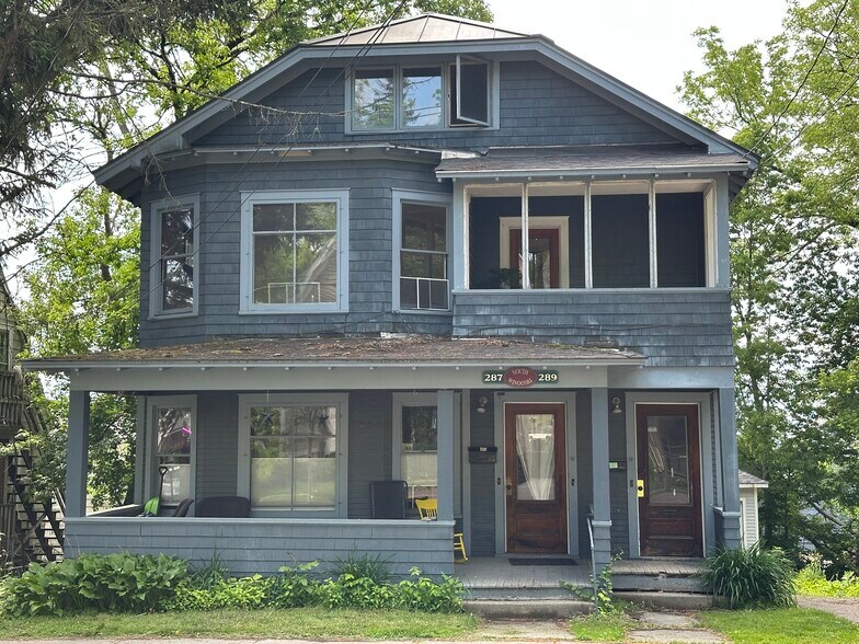 Building Photo - 289 S Winooski Ave