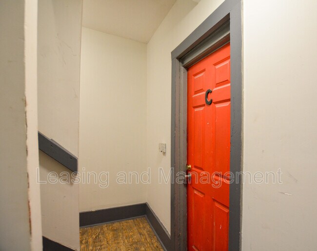 Building Photo - 25 George St