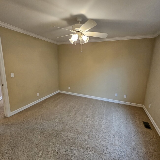 Building Photo - 3 Bedroom, 2.5 Bath Townhome Near Lake St. Clair with Finished Basement, Attached Oversized 2 Car...