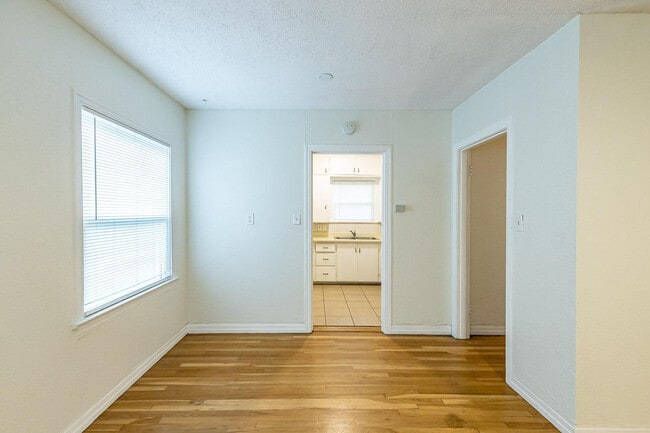 Building Photo - 2120 28th St