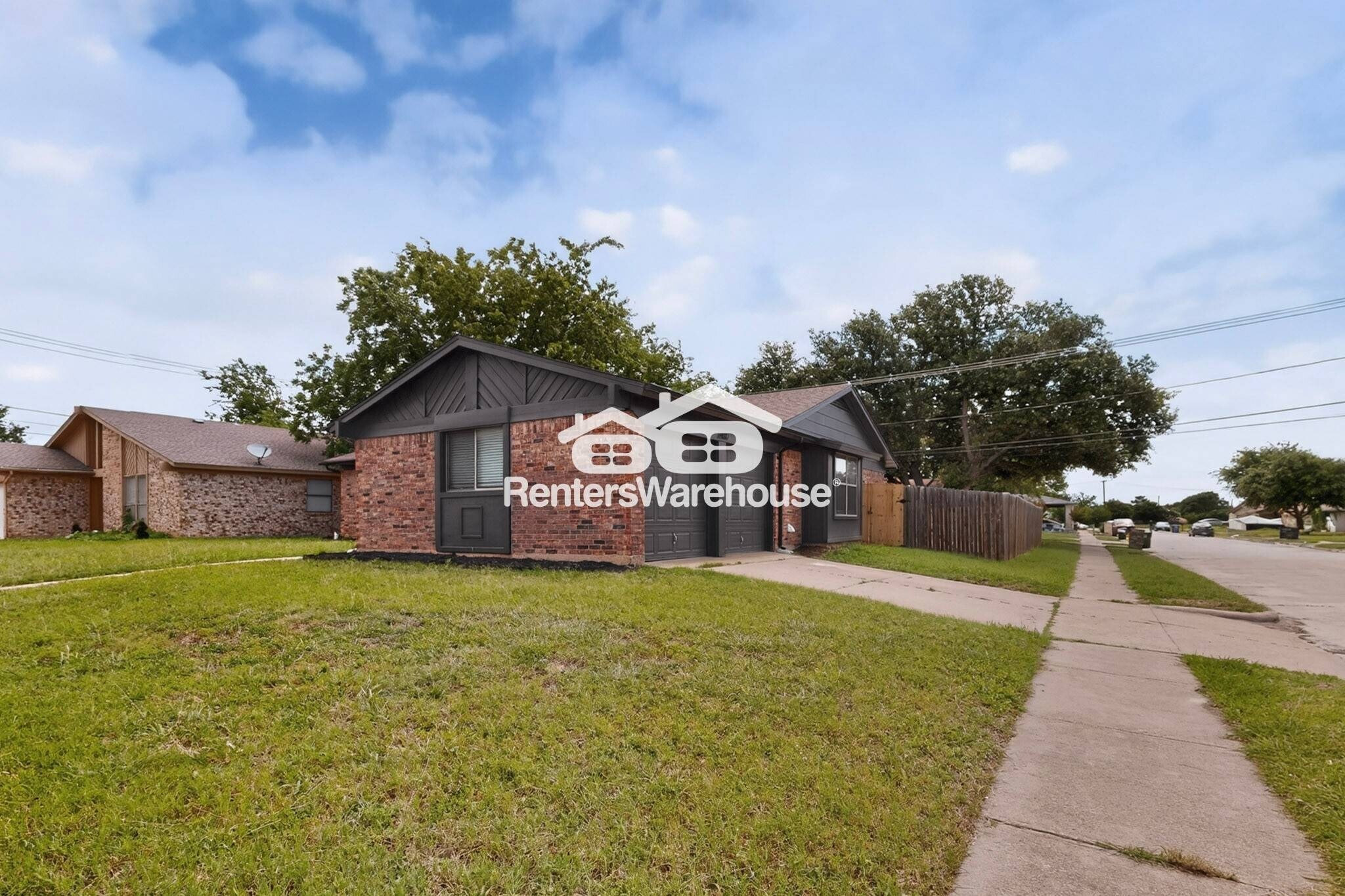 Building Photo - 7400 Echo Hill Dr
