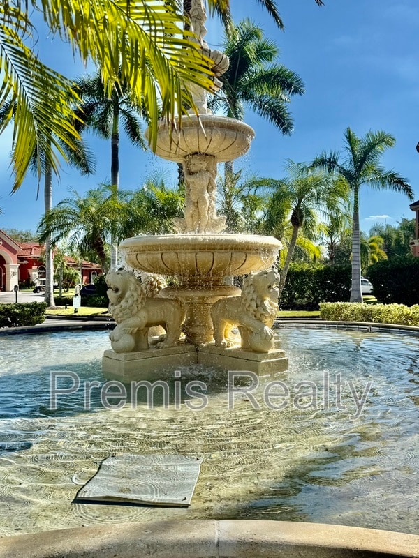 Building Photo - 2738 Via Tivoli