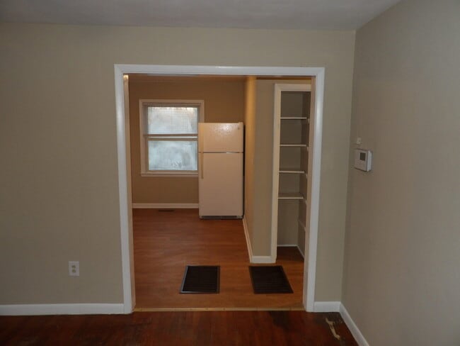 Building Photo - 146 Allnutt Dr