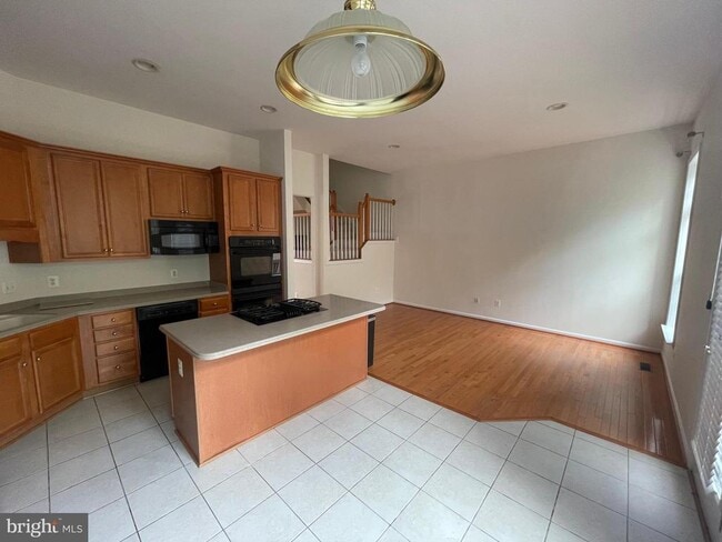 Building Photo - 41943 Cinnabar Square
