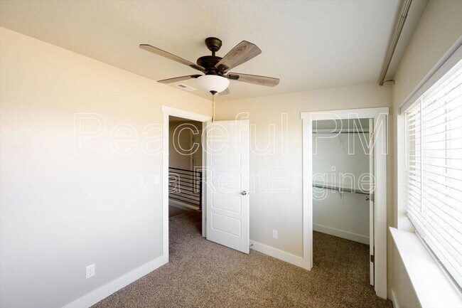Building Photo - 8078 N Clydesdale Dr