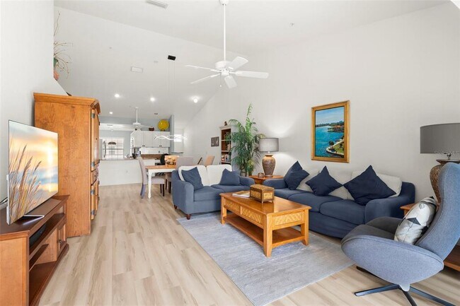 Building Photo - 6758 Fairview Terrace