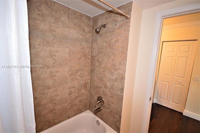 Building Photo - 7944 Eastlake Dr