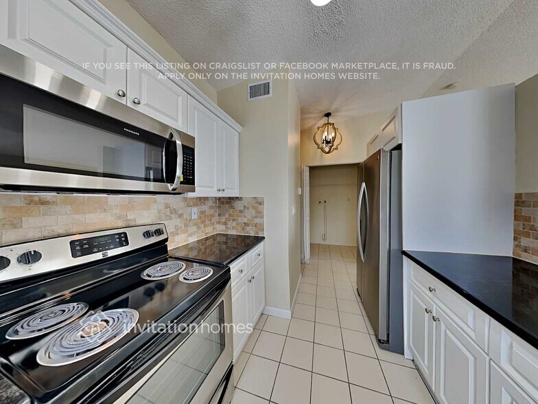 Building Photo - 10511 SW 66th Terrace