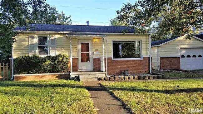 Primary Photo - 1010 E Olmstead Ave