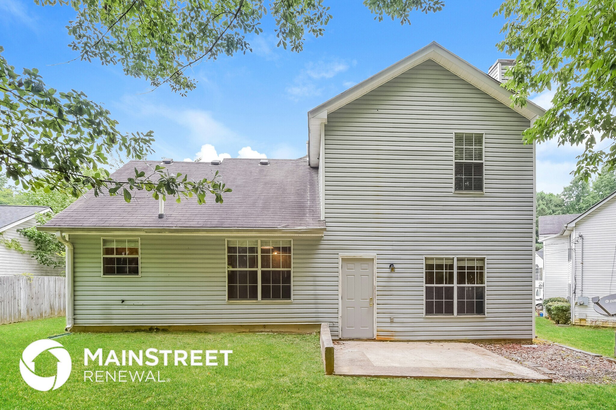 Building Photo - 3552 6 Oaks Ct