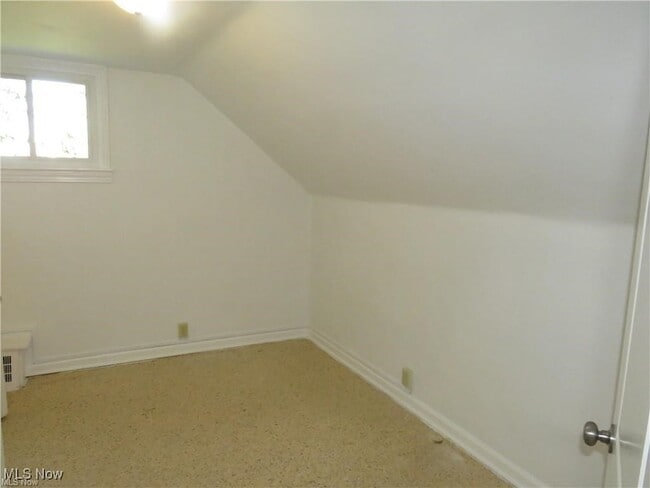 Building Photo - 6424 N Ridge Rd