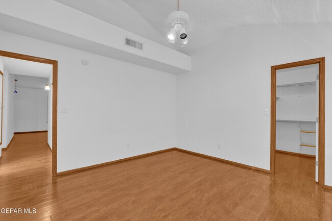 Building Photo - 7516 Plaza Taurina Dr