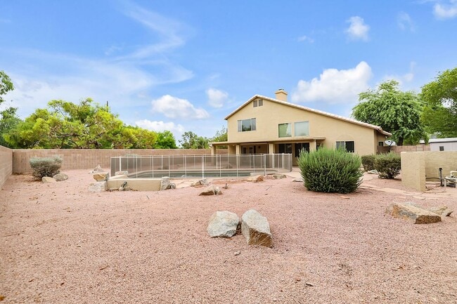 Building Photo - Beautiful Chandler home with pool!
