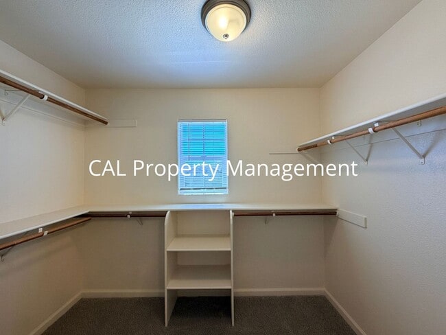 Building Photo - 1159 Cobblestone St