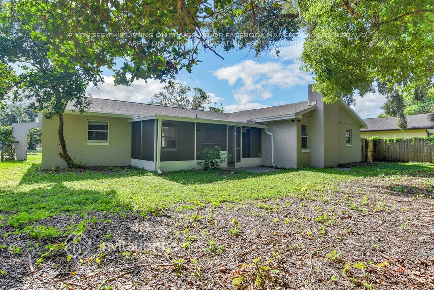 Building Photo - 1557 Nottingham Dr