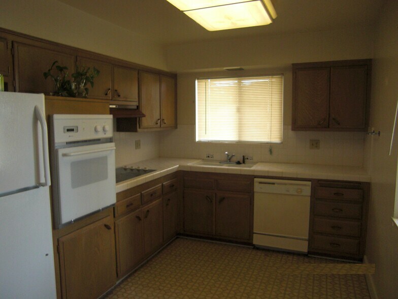 Building Photo - 28071 Pebble Beach Dr