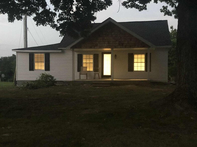 Building Photo - 1764 Quinland Lake Rd