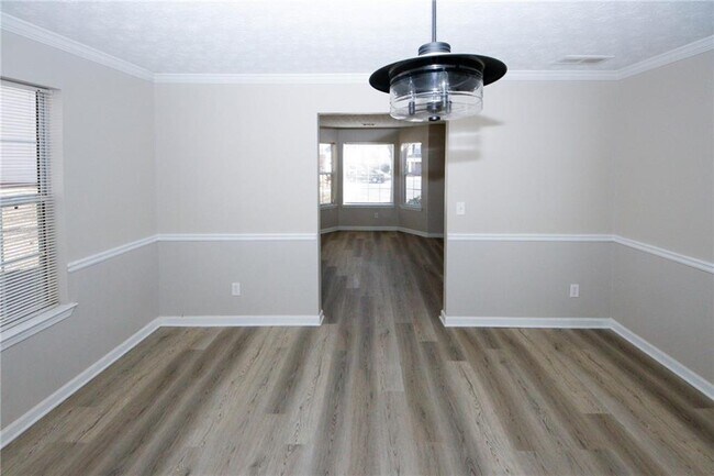 Building Photo - 4493 Bridle Ridge Way