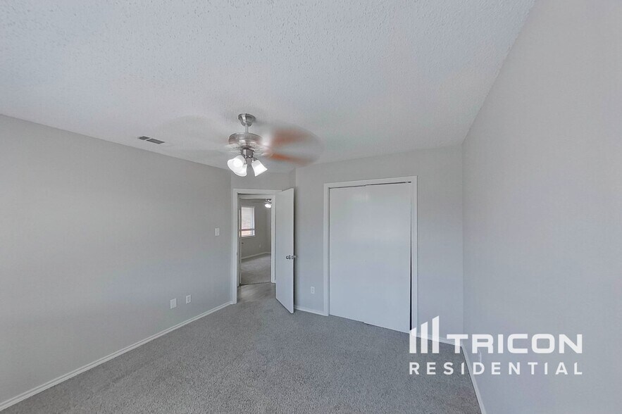 Building Photo - 4229 Estes Park Cir
