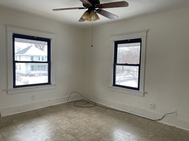 Building Photo - Spacious 4 bedroom house coming soon!!