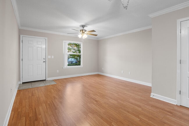 Building Photo - 1806 Shay-Lin Ct