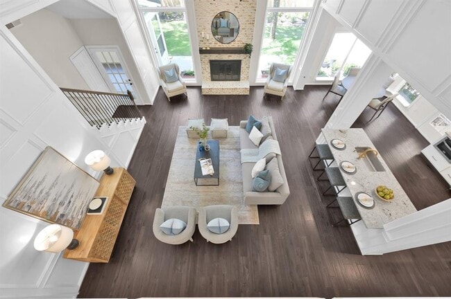 Building Photo - 2811 Crossvine Cir