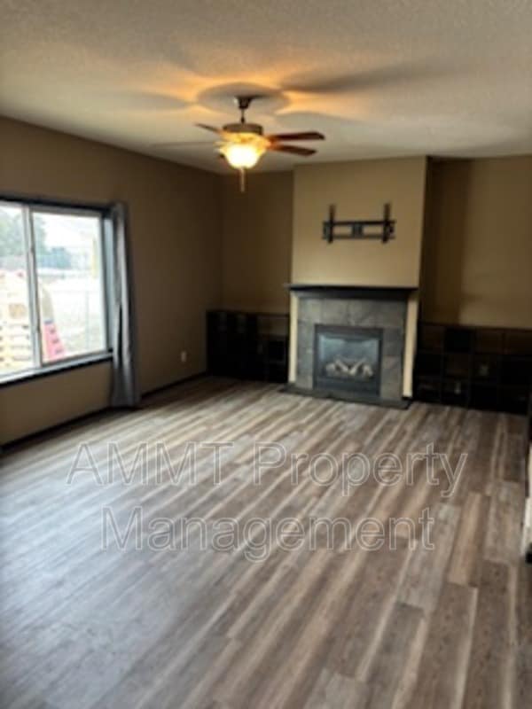 Building Photo - 2114 Probst Ct SW