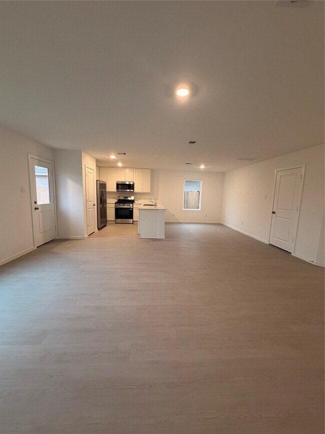 Building Photo - 1719 W Stroker Rd