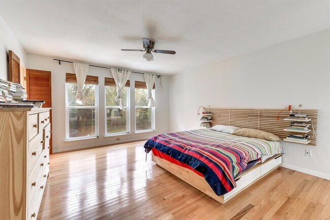 Building Photo - 11418 Pradera Dr