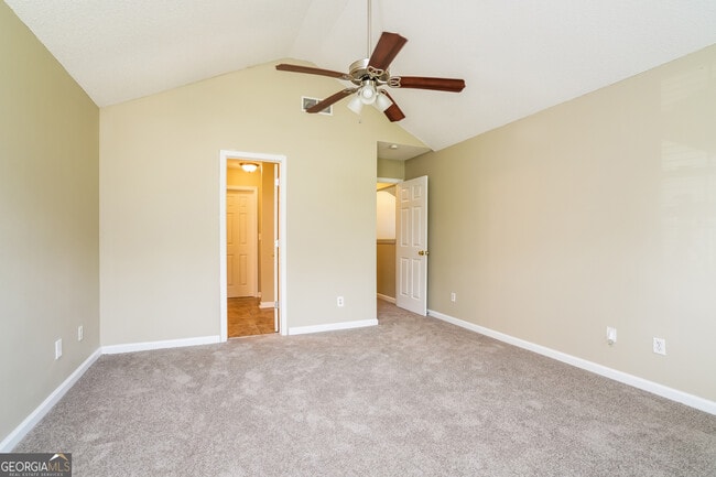 Building Photo - 6354 Klondike River Rd