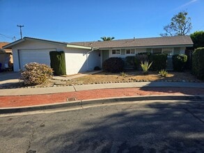 Building Photo - Clairemont 3-Br., 2 Ba. Home Cul-De-Sac